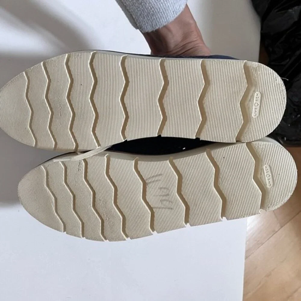Trask Lena Perforated Leather Sneaker in Indigo 8.5
